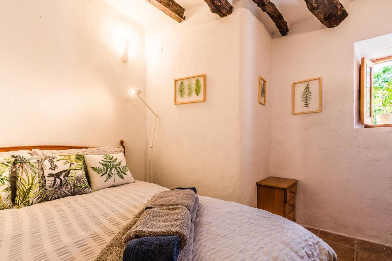 Casa Mundo - 16Th Century Traditional White Village House With Pool Pinos del Valle 外观 照片
