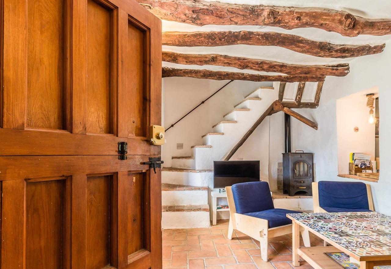 Casa Mundo - 16Th Century Traditional White Village House With Pool Pinos del Valle 外观 照片