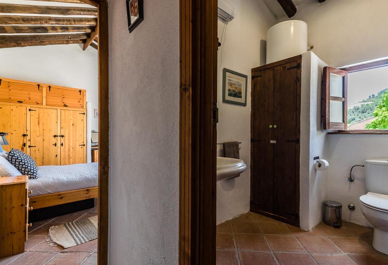 Casa Mundo - 16Th Century Traditional White Village House With Pool Pinos del Valle 外观 照片