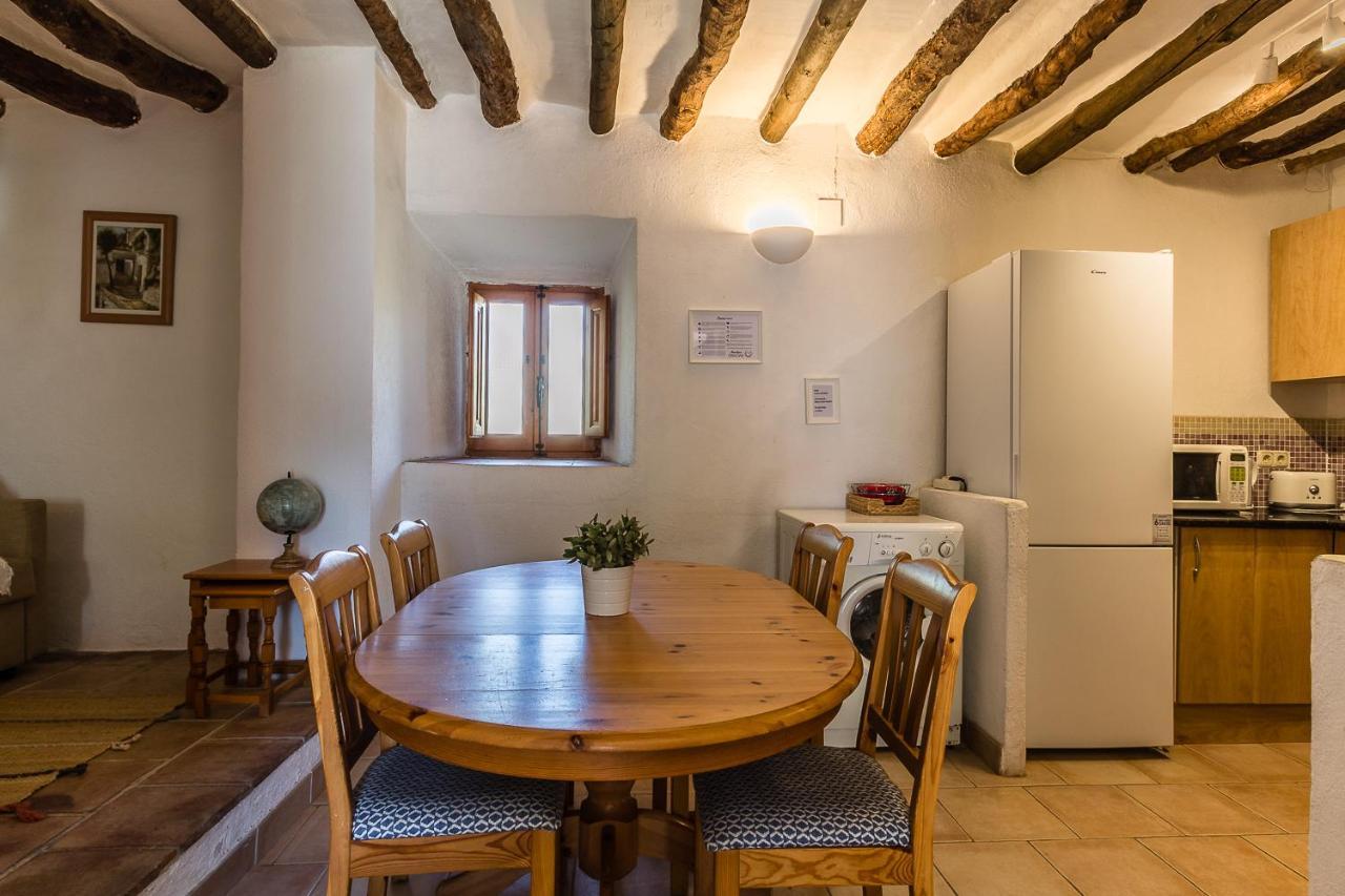Casa Mundo - 16Th Century Traditional White Village House With Pool Pinos del Valle 外观 照片