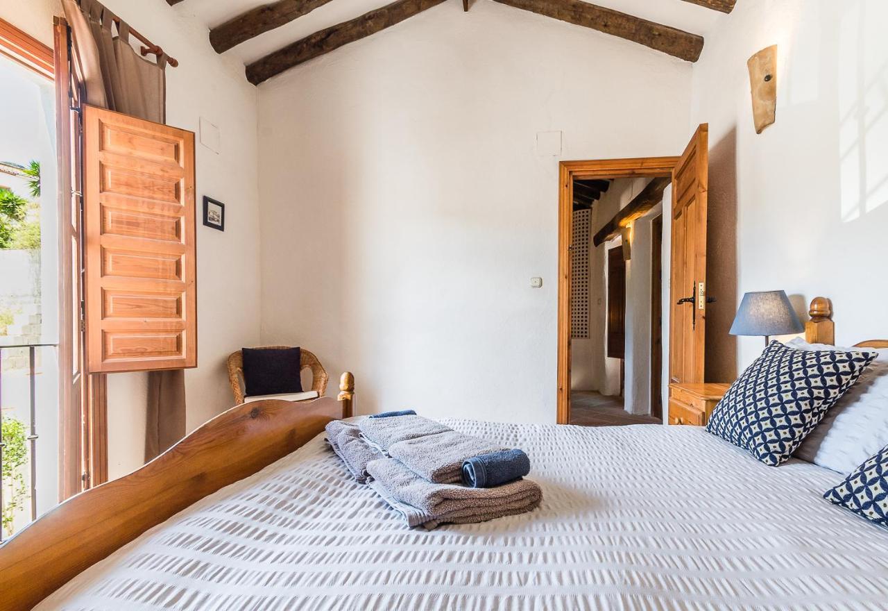 Casa Mundo - 16Th Century Traditional White Village House With Pool Pinos del Valle 外观 照片